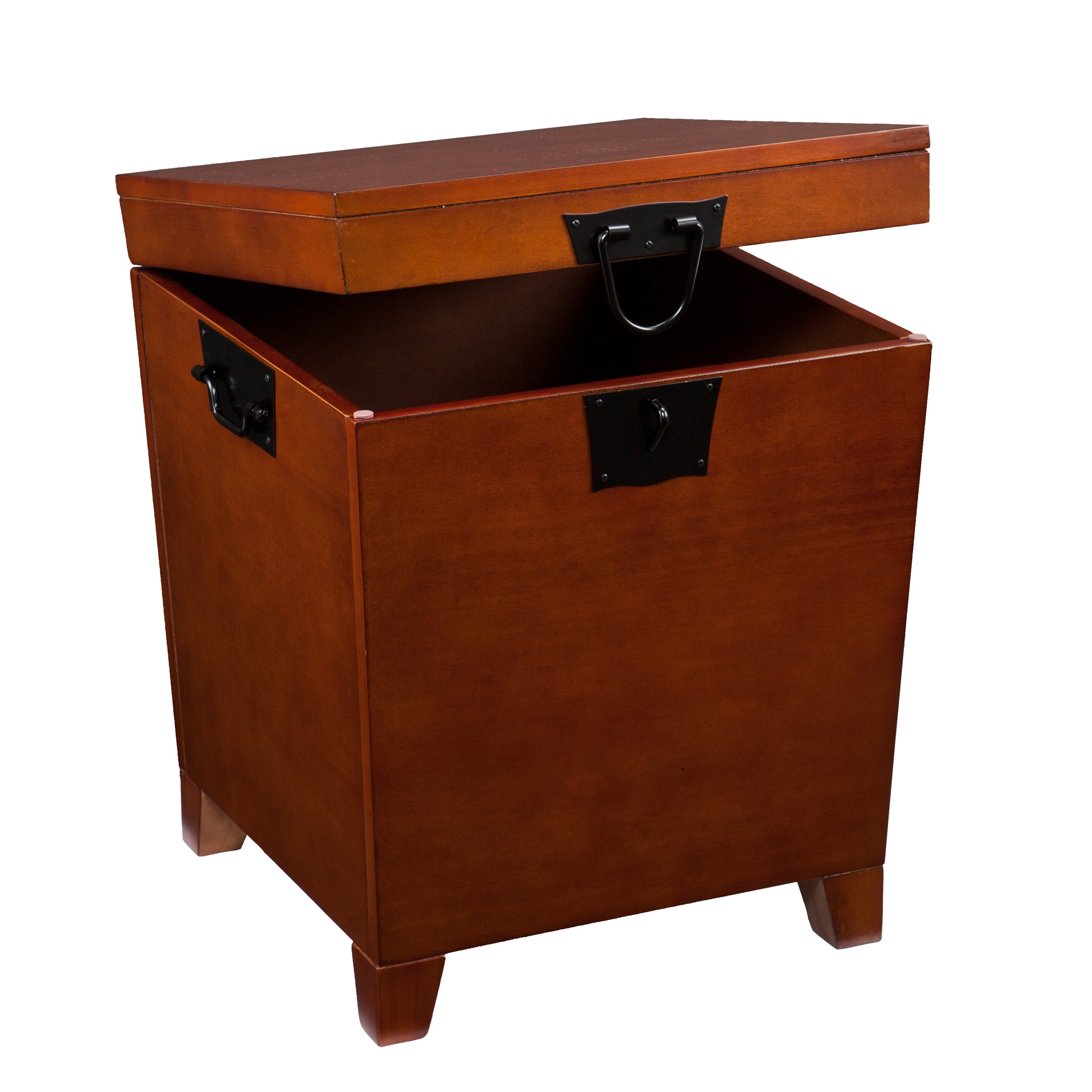 Pyramid Trunk Table Collection – SEI Furniture